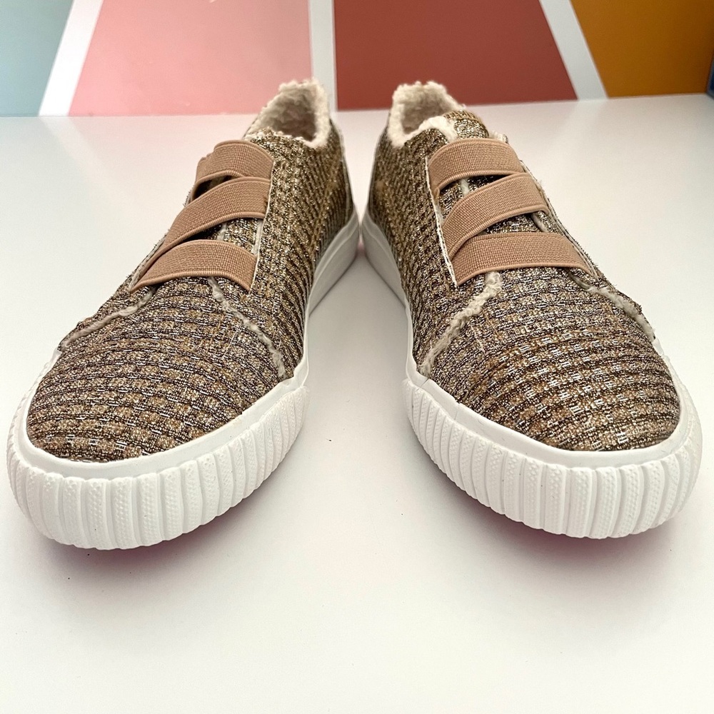 Brand new Blowfish Malibu kids size 2 gold flats - Picture 5 of 9